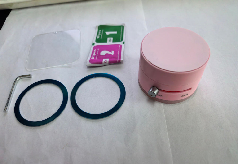 Foldable Magnetic Vacuum Car Phone Holder – 360° Suction Cup Mount for Dashboard, Mirrors & Hands-Free Navigation